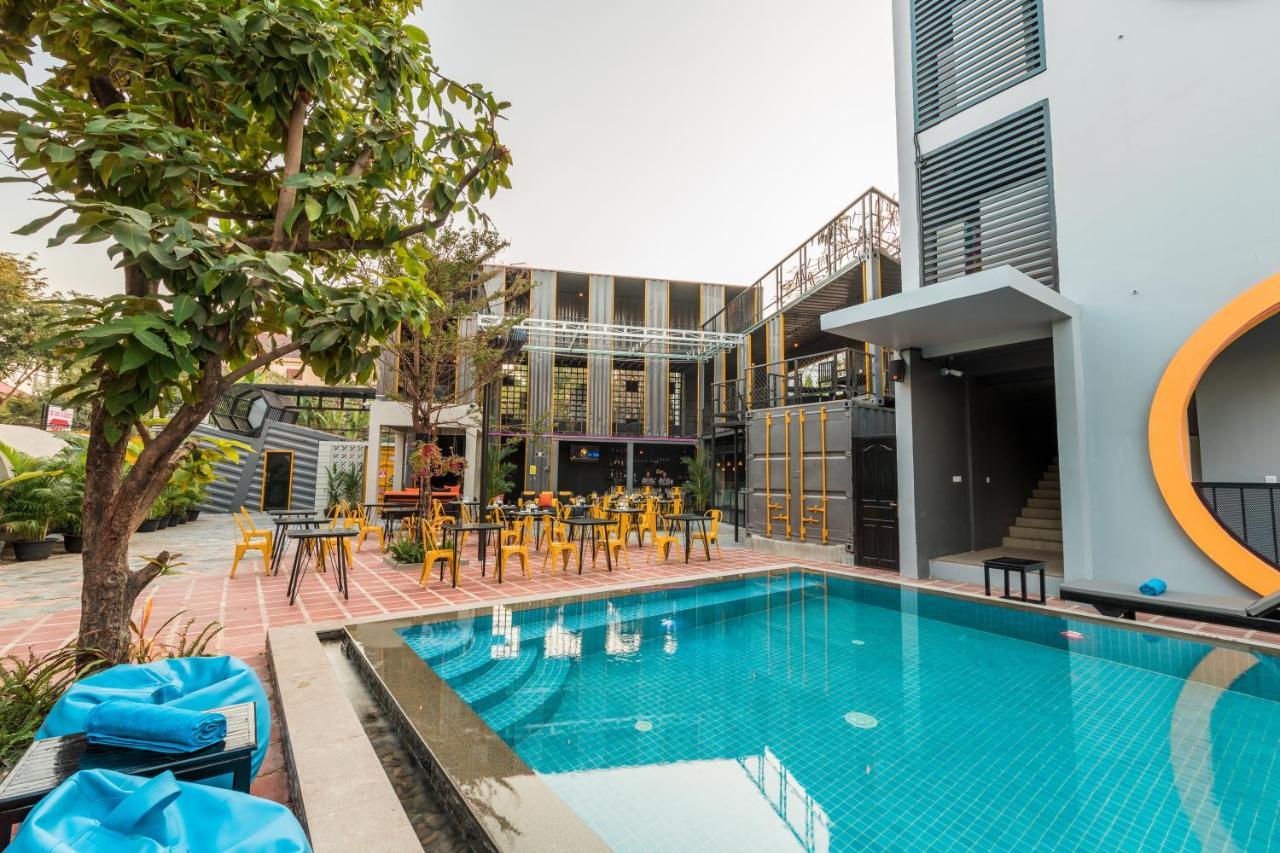White Rabbit Hostel Siem Reap Eksteriør bilde