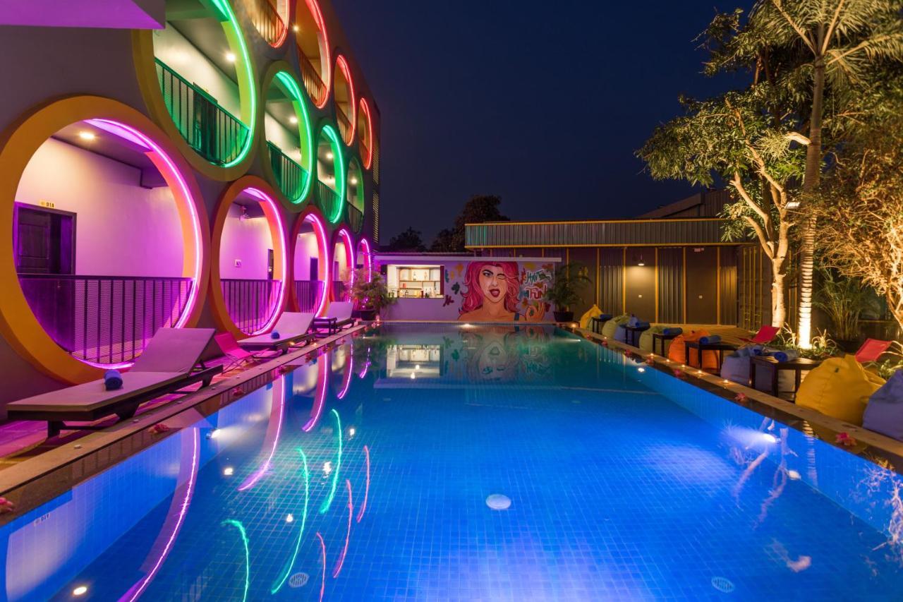 White Rabbit Hostel Siem Reap Eksteriør bilde