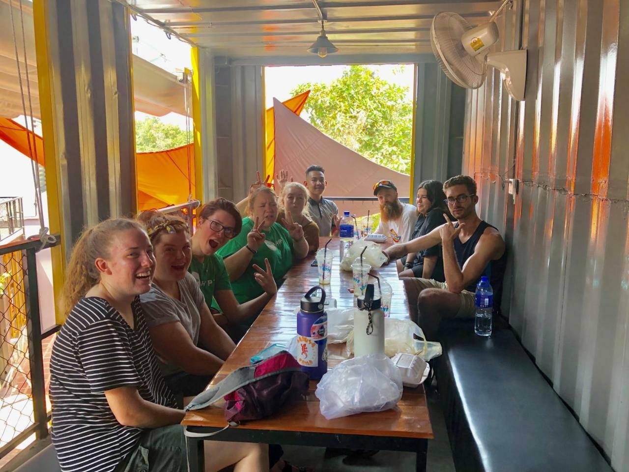 White Rabbit Hostel Siem Reap Eksteriør bilde